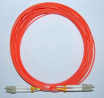 45dB بازگشت از دست دادن فیبر نوری پیچ سرب Plenum/ Riser/ LSZH/ OFNP/ OFNR کابل